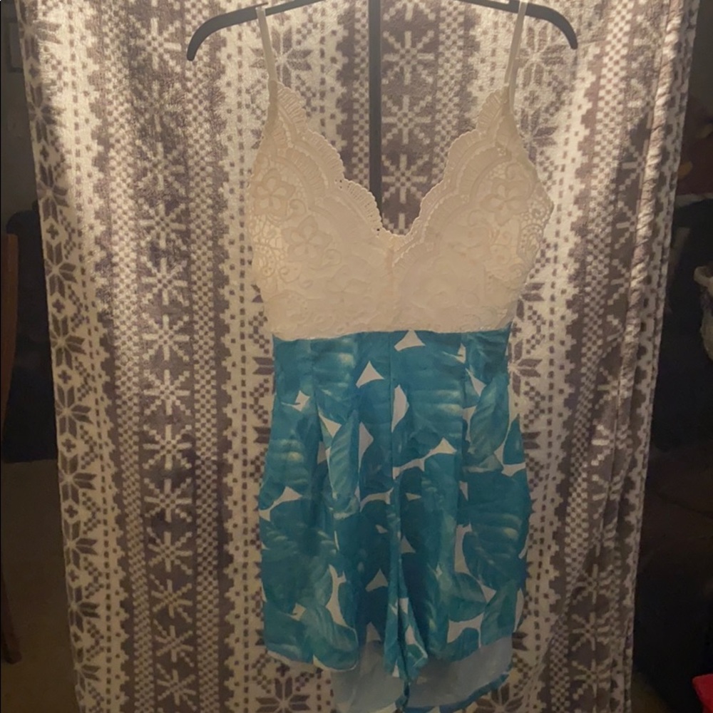 Moxeay Short Floral Romper